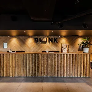 https://bunk-surfers-paradise.queenslandhotels.net