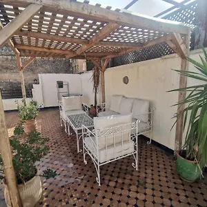 Avec Terrasse Privee Et Piscine Partagee A 300m , Fès Maroc